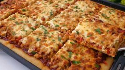 Rychlá pizza na plech s kuřecím masem