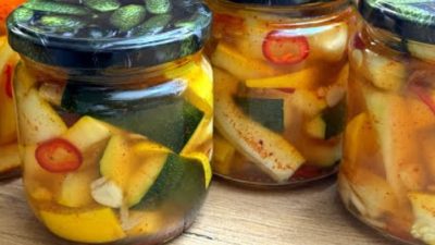 Cukety s chilli v pikantním nálevu