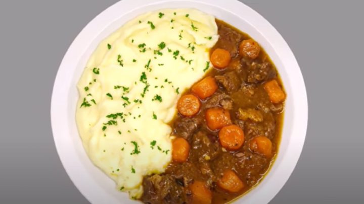 Dušené hovězí s mrkví a divokým kořením