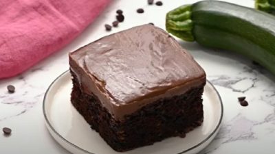 Kakaová cuketová buchta s čokoládou