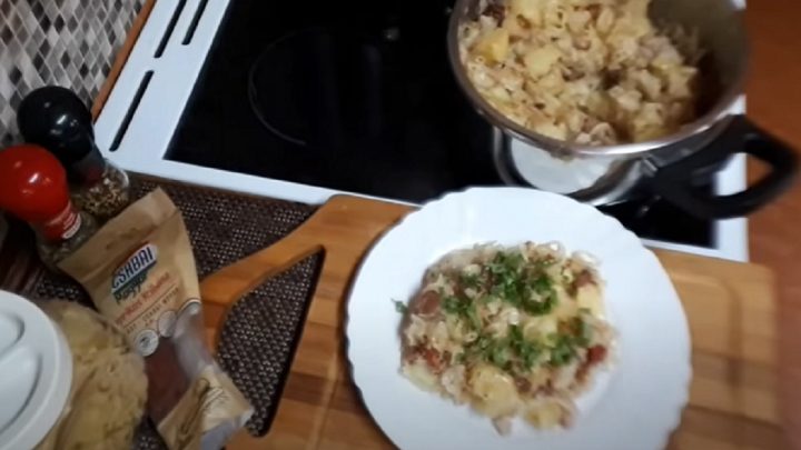 Sedlácká bída se zelím a slaninou