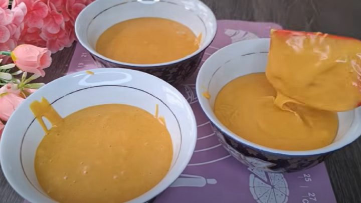 Líný medovník se smetanovým krémem