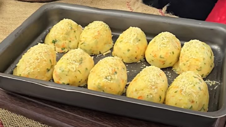 Plněné bramborové šišky s klobásou