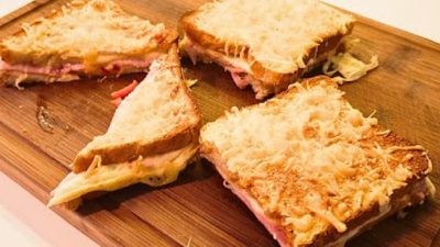 Tousty z horkovzdušné fritézy s vejcem