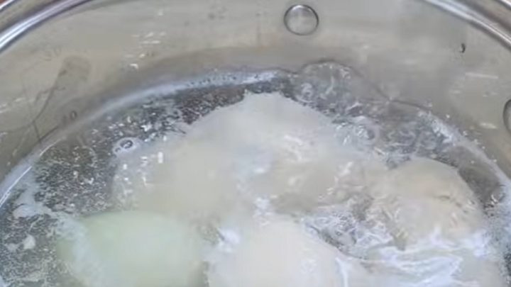 Domácí salám Junior z kuřecího masa