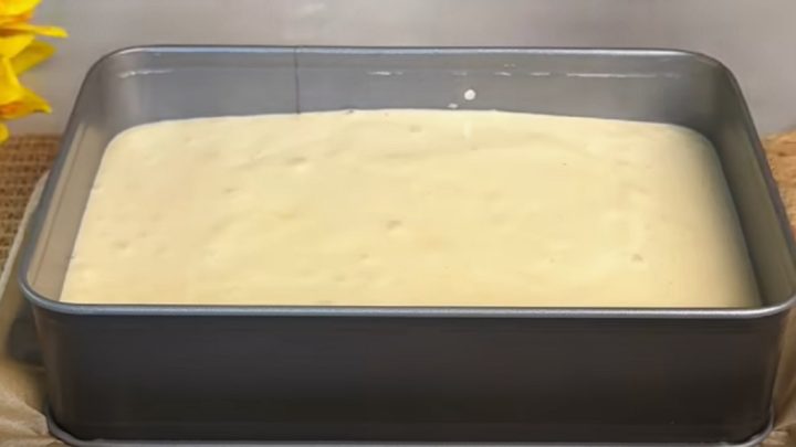 Jablečné řezy s karamelem a krémem