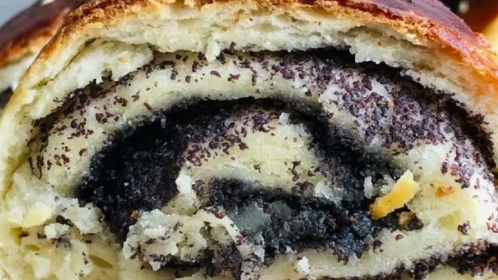 Makové minizáviny z kynutého těsta