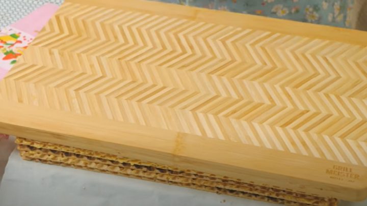 Nepečené oplatkové řezy se 2 druhy náplně