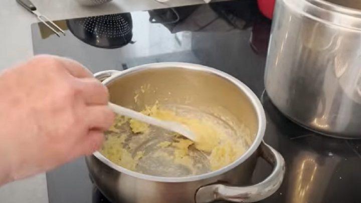 Koprovka s hovězím masem a smetanou