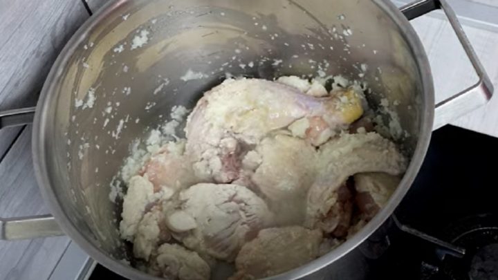 Bramborový guláš s kuřecím masem