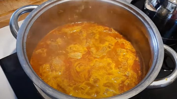 Segedínský guláš z vepřové plece