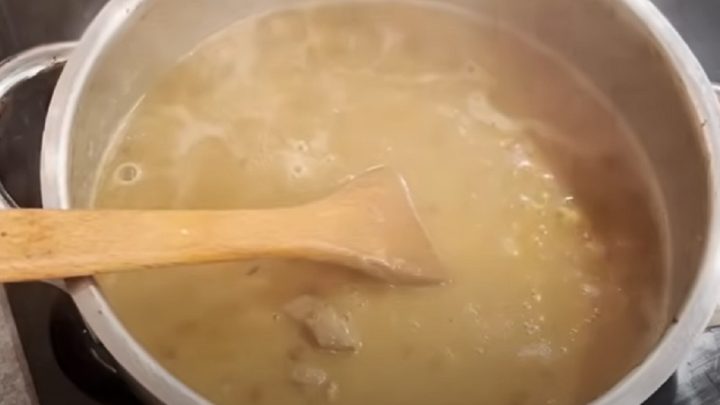 Vepřová játra na cibulce se slaninou