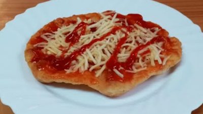 Langoše bez kynutí z jogurtového těsta