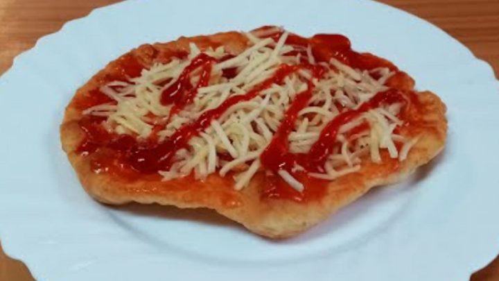 Langoše bez kynutí z jogurtového těsta