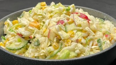 Salát z pekingského zelí s jablkem