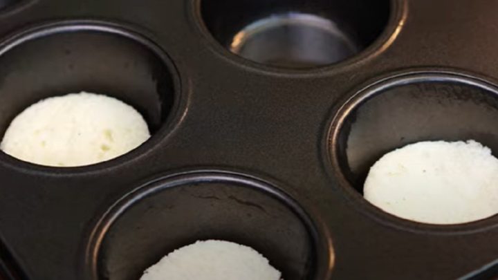 Vajíčkové muffiny se šunkou a sýrem