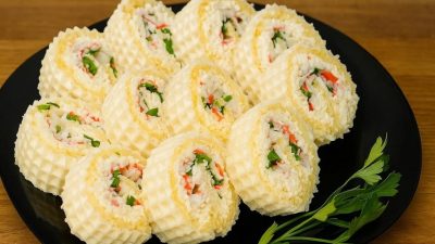 Slaná nepečená roláda s česnekem