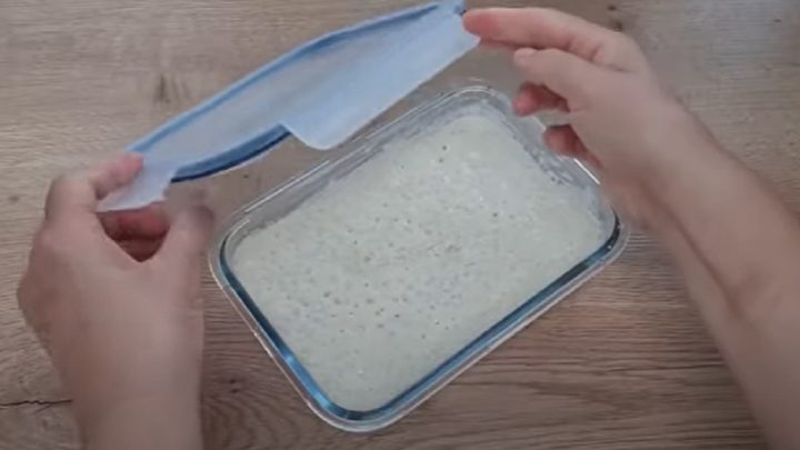 Turecký chléb z kynutého těsta