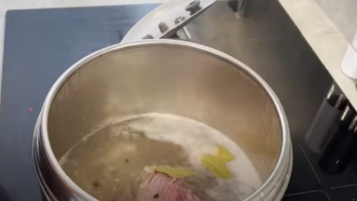 Koprovka s hovězím masem a smetanou