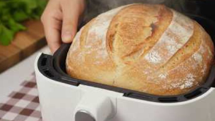 Kynutý chléb z horkovzdušné fritézy Kynutý chléb z horkovzdušné fritézy