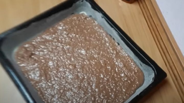 Rychlé jablečné řezy s kakaem