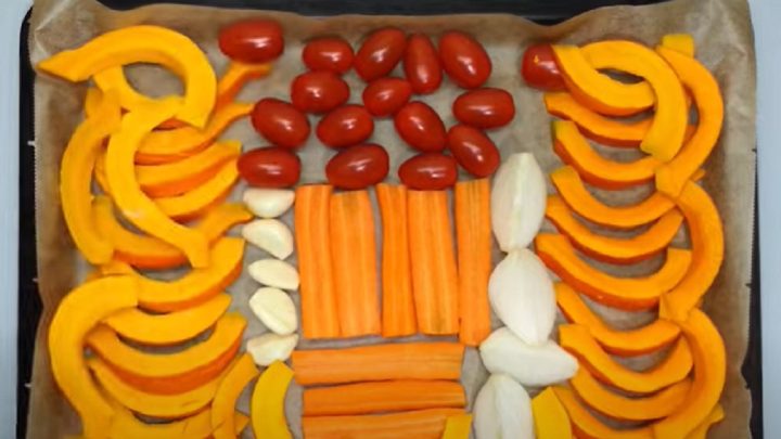 Krémová dýňová polévka z pečené zeleniny