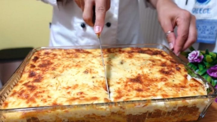 Zapečené těstoviny s bešamelem Zapečené těstoviny s bešamelem