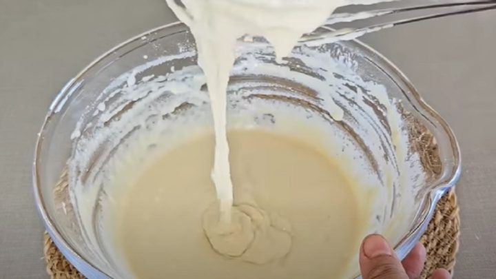 Nadýchané máslové buchty se sýrem