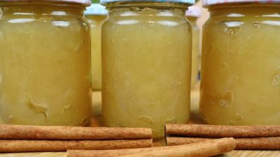 Hruškový džem se skořicí a citronem