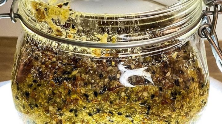 Domácí směs na posílení kloubů a kostí