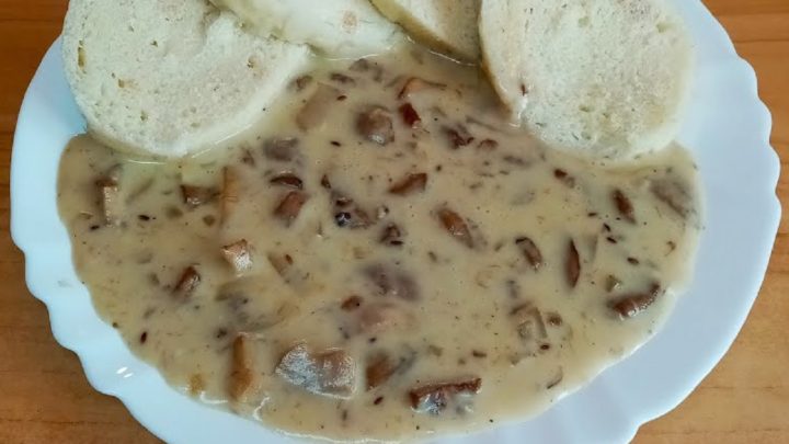 Poctivá houbová omáčka s mlékem