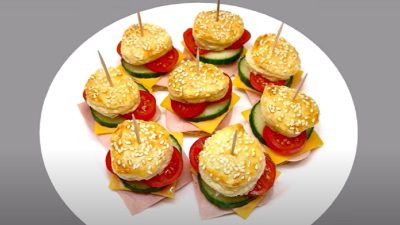 Rychlé jednohubky z listového těsta se šunkou