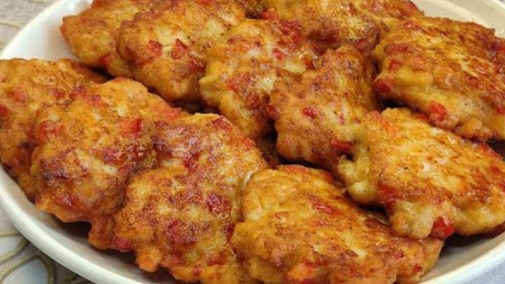 Rychlé kuřecí placičky s paprikou