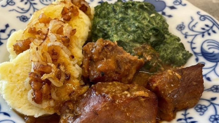 Klasický vepřový vrabec se špenátem