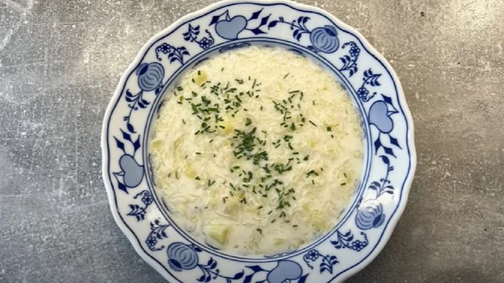 Zelná polévka se smetanou a brambory