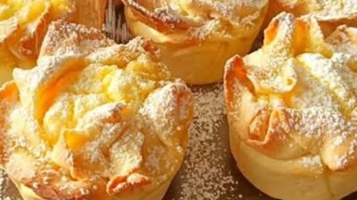 Muffiny s tvarohovou náplní a vanilkou