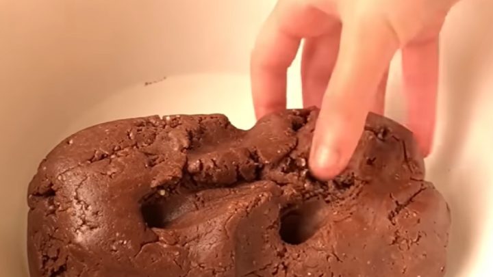 Slepované trojúhelníčky s mandlemi