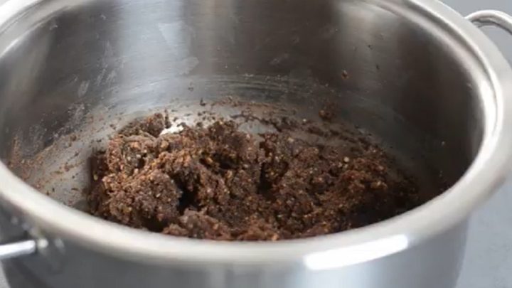 Nepečená ořechová hnízda s Nutellou