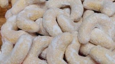 Jednoduché kokosové rohlíčky s vanilkou