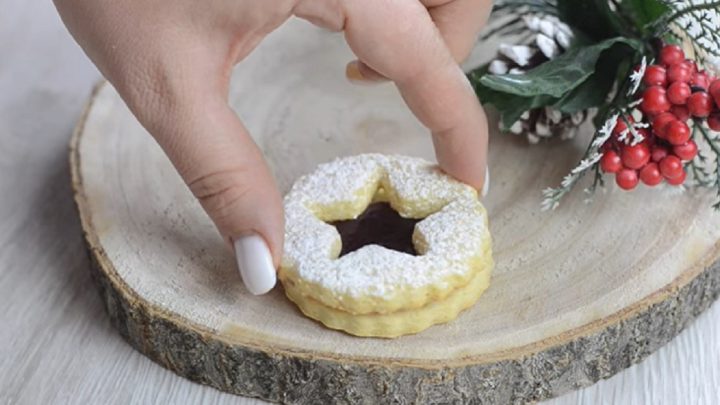 Tradiční linecká kolečka s marmeládou