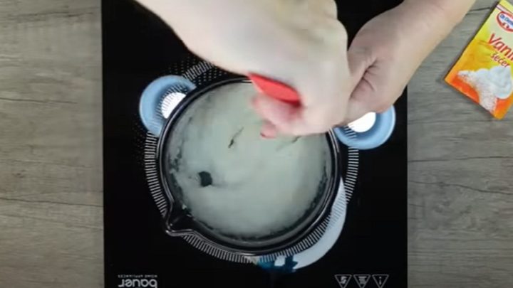 Zasněžené stromečky s kokosem