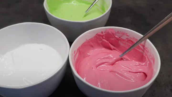 Křehké sněhové pusinky 3 barev