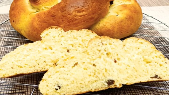 Vánočka bez pletení z kynutého těsta