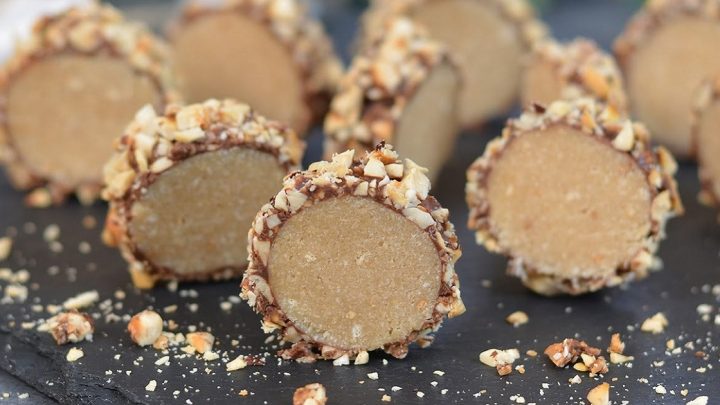 Nepečená kolečka s čokoládou a ořechy