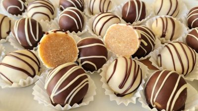 Nepečené smetanové kuličky s čokoládou