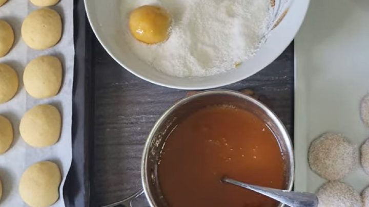 Sněhové kuličky s meruňkami a kokosem