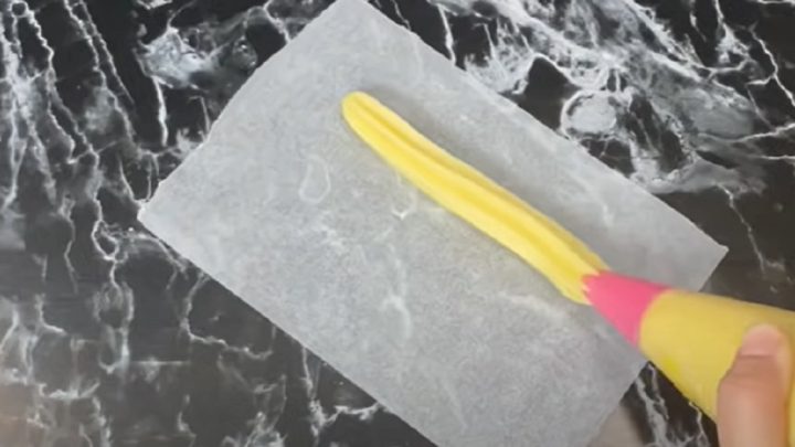 Jednoduché churros s čokoládovým dipem