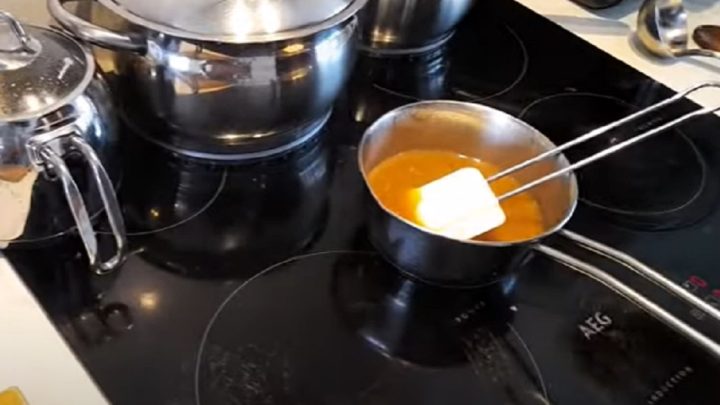 Vepřová pečeně se zelím a cibulkou