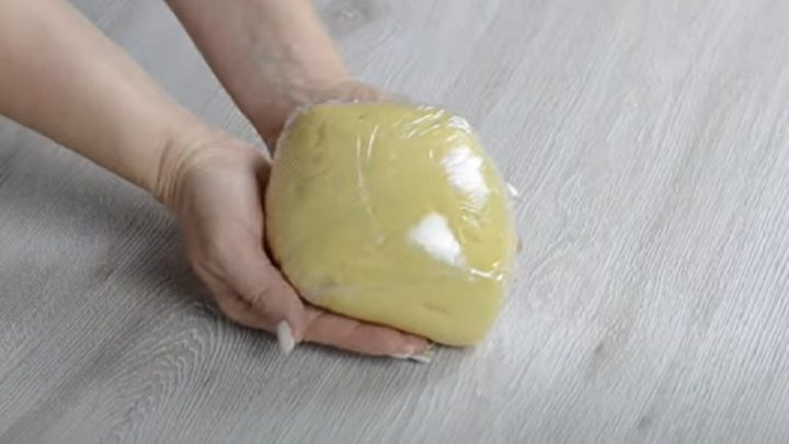 Tradiční linecká kolečka s marmeládou