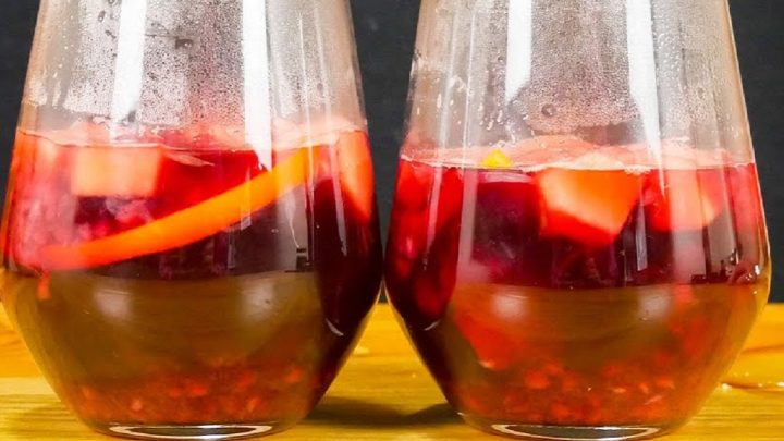 Vánoční punč s citrusy a malinami Vánoční punč s citrusy a malinami